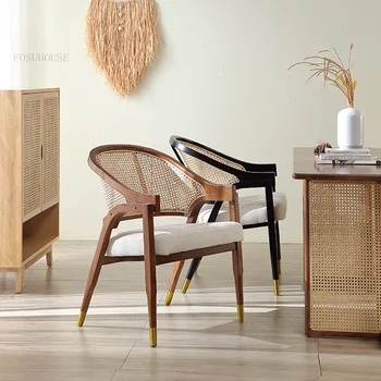 Скандинавските леки луксозни трапезни столове от масивно дърво за хранене, стол, модерен дизайнерски маса за хранене, стол от ратан, стол за сядане с облегалка